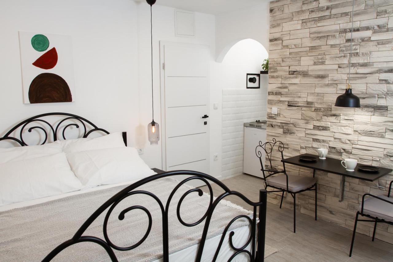 Vinea Suites Трогир Екстериор снимка