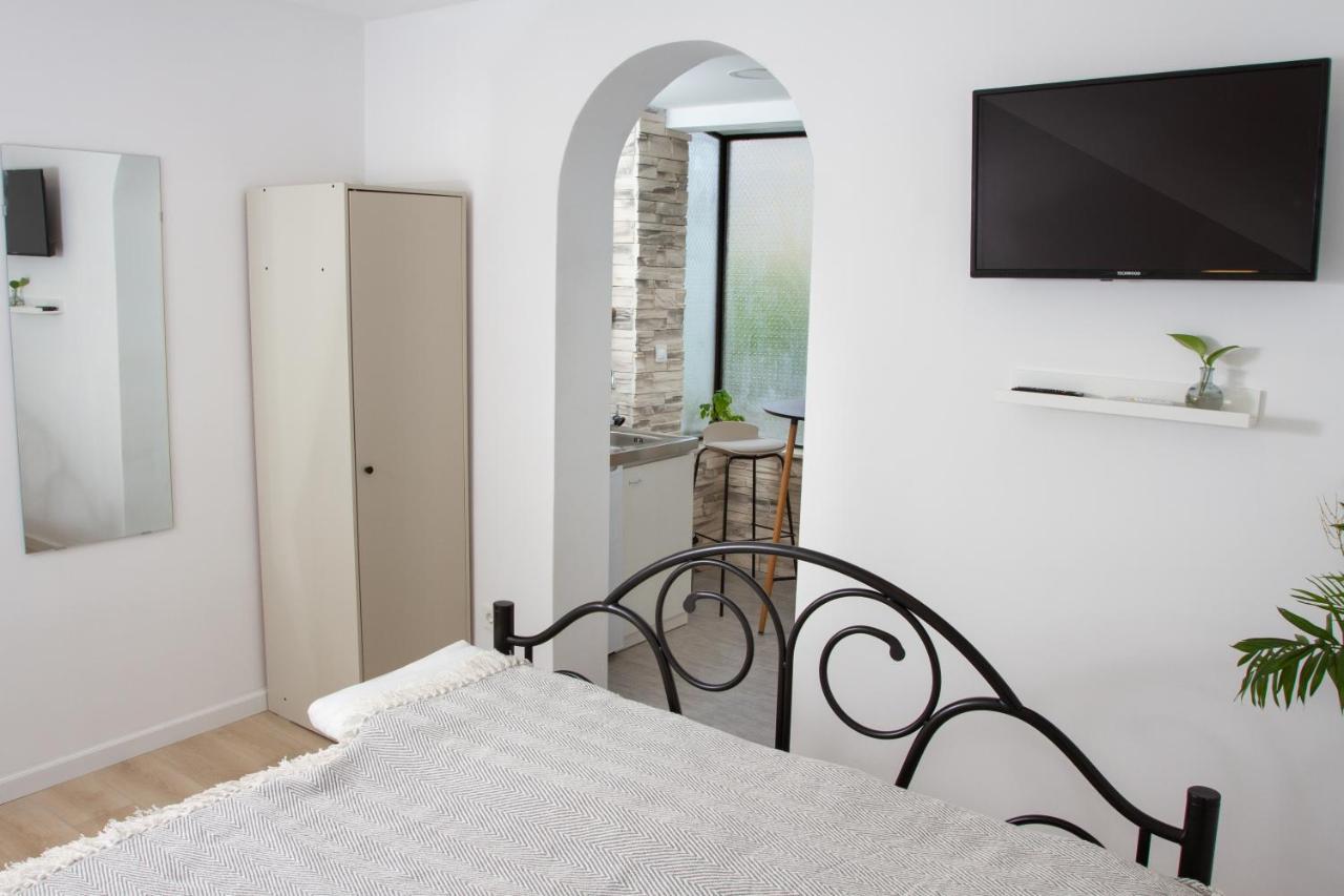 Vinea Suites Трогир Екстериор снимка
